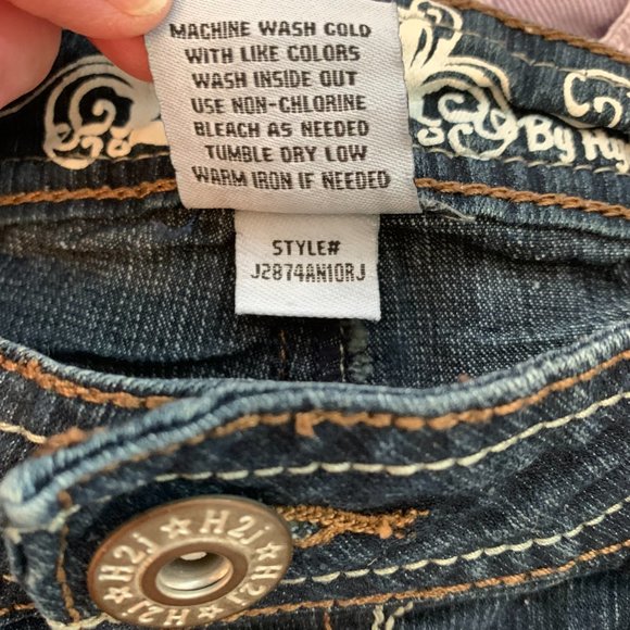 2 pairs of short shorts size 11 by Dollhouse and H2J good condition pre owned - Picture 15 of 15